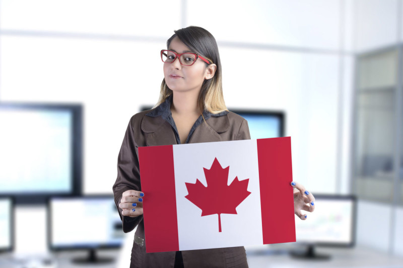 How to Immigrate to Canada Through the Canadian Experience Class (CEC)